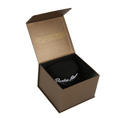 comprar Caja de envío de tapa de béisbol de cierre magnético cuadrado de cartón duro ligero online manufacture